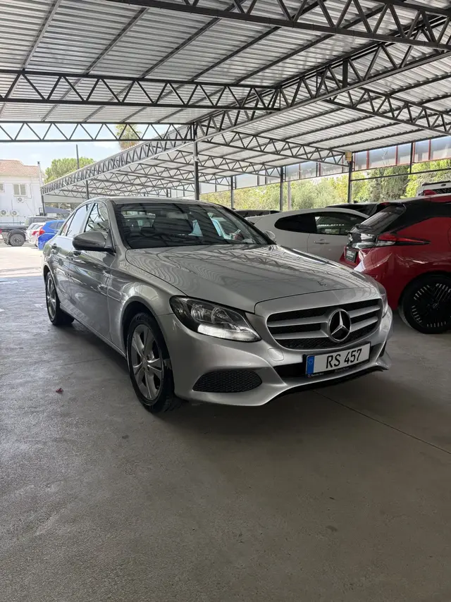 Mercedes-Benz C 200