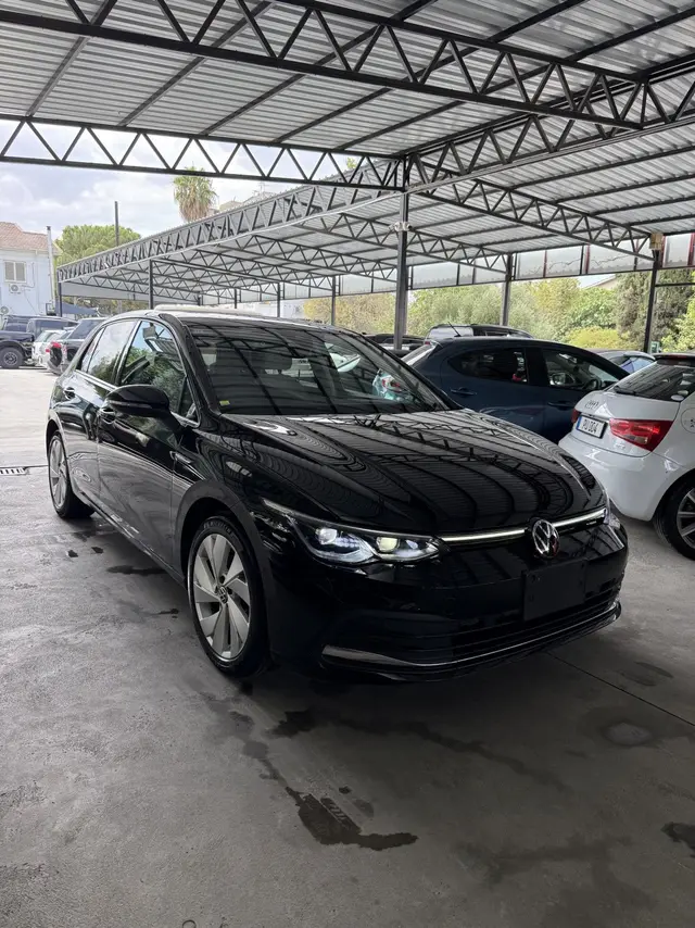 Volkswagen Golf 1.5 eTSI